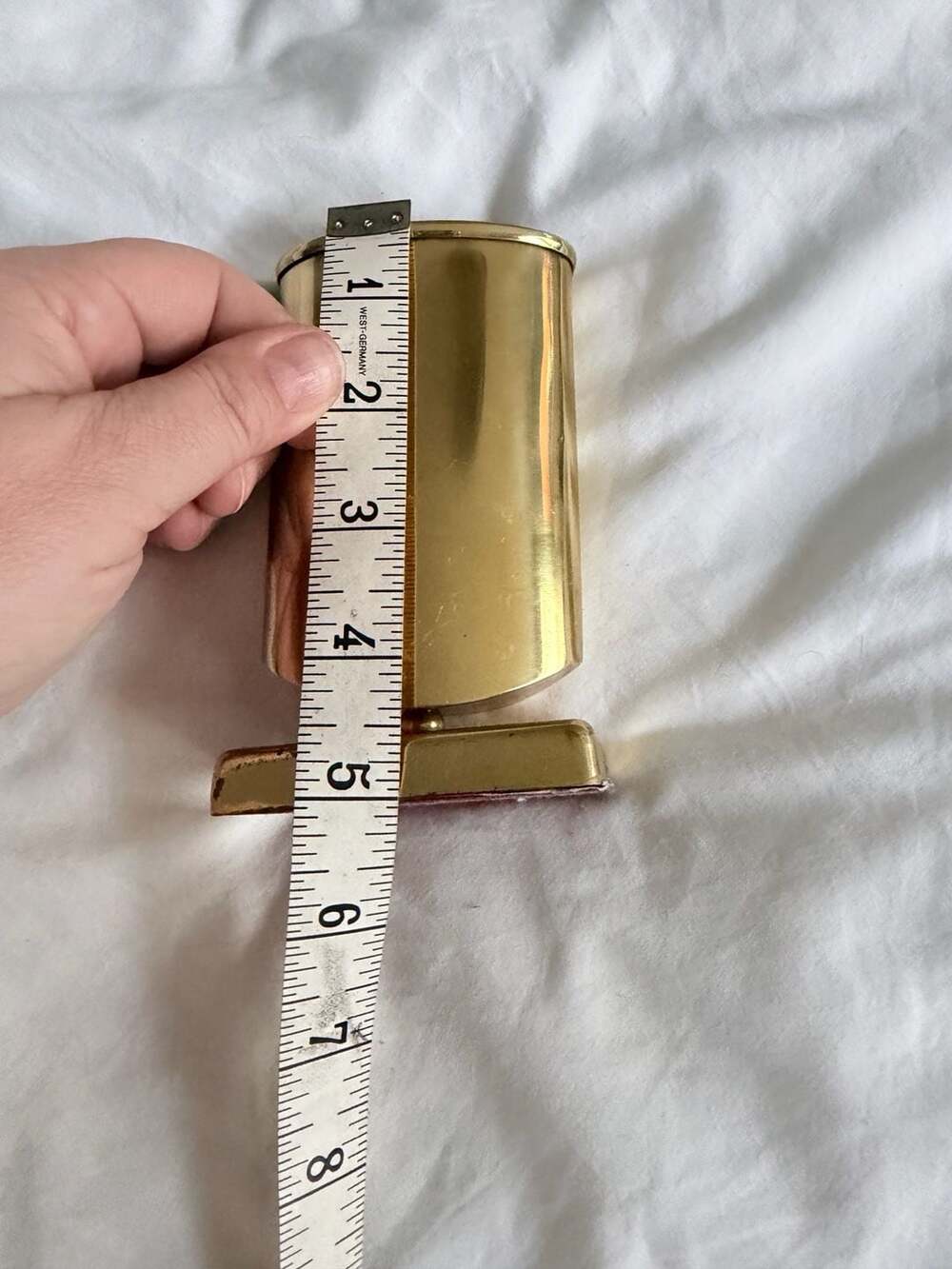 Vintage Brass Eyeglass Holder Desk Stand with Velvet Lining Made in Taiwan - Picture 8 of 9